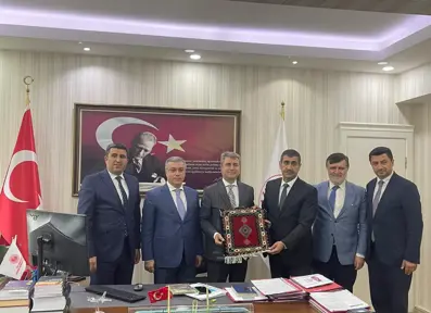 Türk Dünyası Arabulucular Birliği, Adil Hüzeyinov Başkanlığındaki Diyasporadan Sorumlu heyet ile T.C. Çalışma ve Sosyal Güvenlik Bakanlığı Çalışma Genel Müdürü Dr. Mustafa Başı Ziyaret Etmişlerdir. 